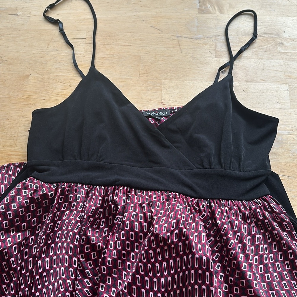 Dresss - Picture 5 of 5